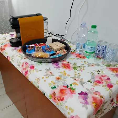 Guest house Afficamere Mattia Mottola 1 *